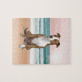 Niedlicher Pitbull Hund sitzend am Strand mit Sonn Puzzle (Horizontal)