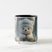 Niedlicher Polar-Bär in Snow Blue Hat Personalisie Zweifarbige Tasse (Mittel)