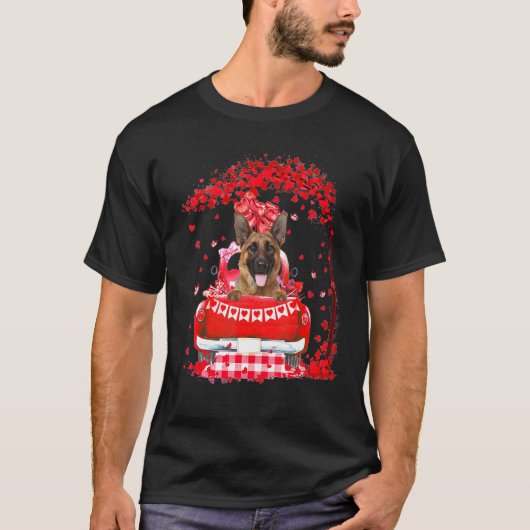 Niedlicher Red Truck German Shepherd Valentinstag T-Shirt (Vorderseite)