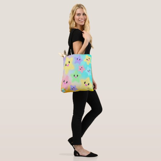 Niedlicher Regenbogen glühender Stars Kawaii Farbe Tasche (Am Model)