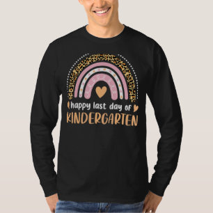 Niedlicher Regenbogen-Happy Letzten Tag des Kinder T-Shirt