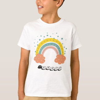 Niedlicher Regenbogen mit Wolken T-Shirt