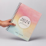 Niedlicher Regenbogen-personalisiert 2024-Planer Planer<br><div class="desc">Genießen Sie Ihren Tag mit unserem Niedlichen Rainbow Personalisiert 2024 Planner! Fügen Sie Ihrem Jahr einen Farbtupfer hinzu,  während der bleibe organisiert wird. Maßgeschneidert und skurril für eine fröhliche Reise konzipiert.</div>