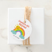Niedlicher Regenbogenwolken-Kindergeburtstag Geschenkanhänger (Beispiel)