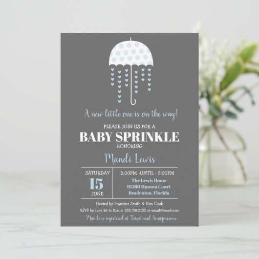 Niedlicher Regenschirm Blue Baby Sprinkle oder Bab Einladung (Stehend Vorderseite)