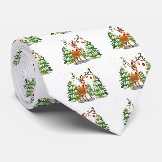 Niedlicher Rentier im Schnee Krawatte (Gerollt)