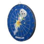 Niedlicher Roboter, der im Weltraum Cartoon fliegt Dartscheibe (Vorderseite rechts)