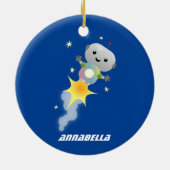 Niedlicher Roboter, der im Weltraum Cartoon fliegt Keramik Ornament (Hinten)