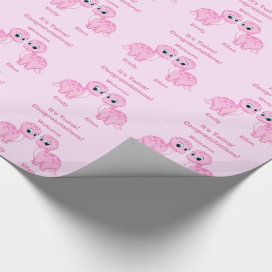 Niedlicher rosa Baby-Mädchen-Dinosaurier Geschenkpapier (Ecke)