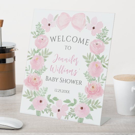 Niedlicher rosa Bugbrust Blumenmädchen Dusche Begr Sockelschild (In Situ)