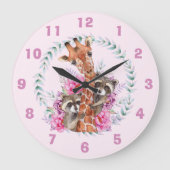 Niedlicher Rosa Jungle Safari Giraffe Kinderzimmer Große Wanduhr (Vorderseite)