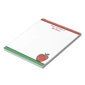 Niedlicher roter Apfel vom Schreibtisch des Lehrer Notizblock (Rotiert)
