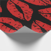 Niedlicher Roter Lipstick Kisses Kiss Lips Muster Geschenkpapier (Ecke)