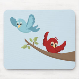 Niedlicher Roter und Blauer Cartoon Bird mit Bauml Mousepad