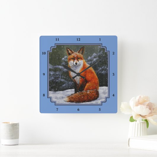 Niedlicher Rotfuchs im Winterschnee Quadratische Wanduhr (Zuhause)