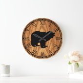 niedlicher rustikaler Schwarzbär Große Wanduhr (Zuhause)