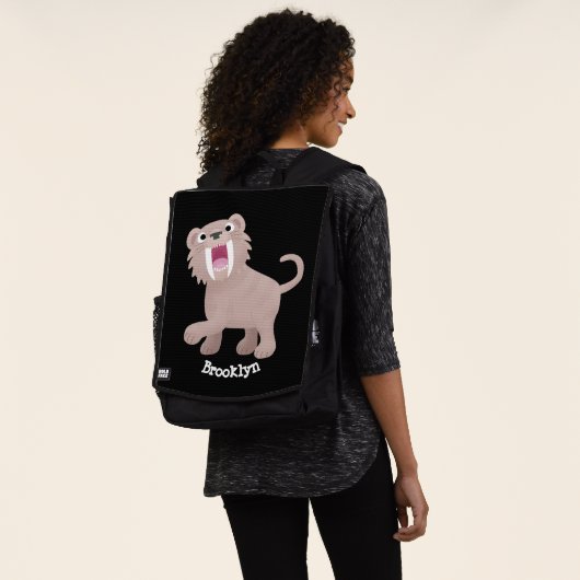 Niedlicher Säbeltoothy Tiger Smilodon Cartoon Rucksack (Ausgewaschen)