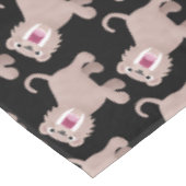 Niedlicher Säbeltoothy Tiger Smilodon Cartoon Tischdecke (Schrägansicht)