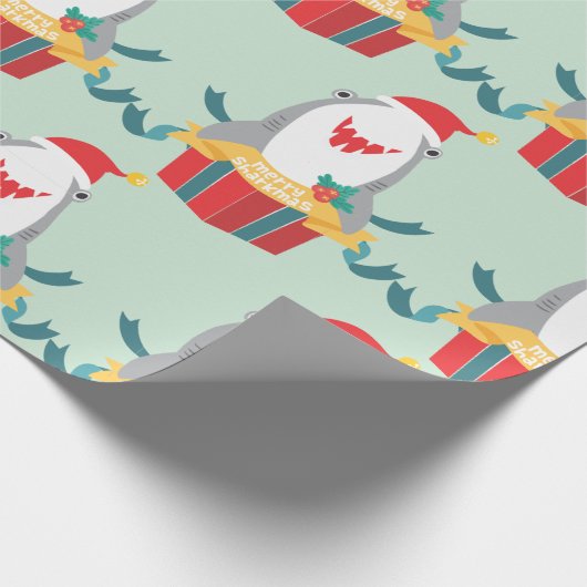 Niedlicher Santa Shark Geschenkpapier (Ecke)