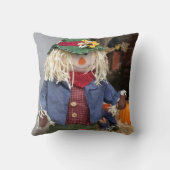 NIEDLICHER ***SCARECROW*** PILLOW & BLÄTTER AUF DE KISSEN (Rückseite)