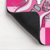 Niedlicher Schädel mit rosa Gitarre Mousepad (Ecke)