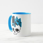 Niedlicher Schädel mit Top Hat Rose Blue Bow Tasse (Vorderseite Links)