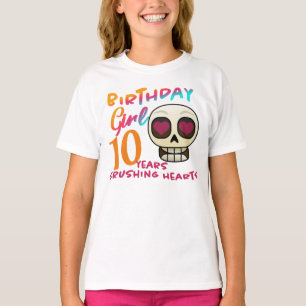 Niedlicher Schädel-und Herz-Gewohnheits-Geburtstag T-Shirt
