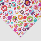 Niedlicher Schalenkuchen und Teetopf Seidenpapier (Ausschnitt)