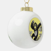 Niedlicher Schimpanse auf den Filialgrüßen Keramik Kugel-Ornament (Links)