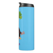 Niedlicher Schimpanse im Dschungel hängender Carto Thermosbecher (Nach rechts gedreht)