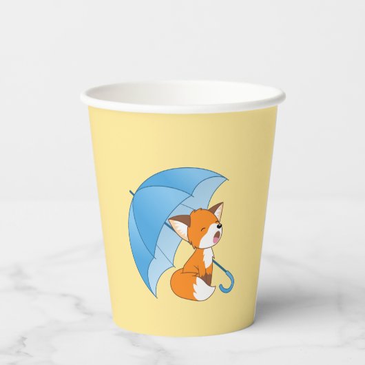 Niedlicher Schlangenfuchs unter dem Schirm auf Gel Pappbecher (Rückseite)