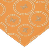 Niedlicher Schmetterling Tischdecke (Schrägansicht)