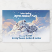 Niedlicher Schneeleopardenschlauch auf Wolkendusch Schaumweinetikett (Einzelnes Label)