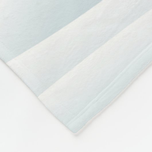 Niedlicher Schneemann am Nordpol mit Nordlichter Fleecedecke (Ecke)