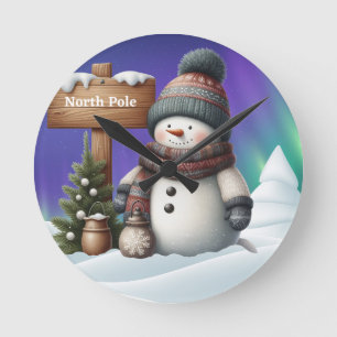 Niedlicher Schneemann am Nordpol mit Nordlichter Runde Wanduhr