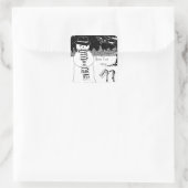 Niedlicher Schneemann lächelt die Schneeszene zu W Quadratischer Aufkleber (Tasche)