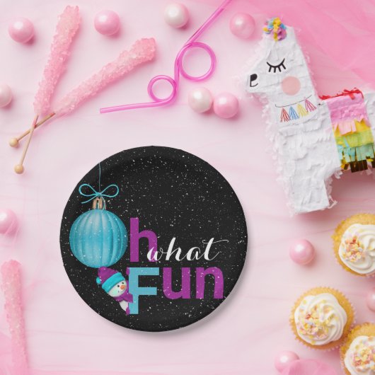 niedlicher Schneemann mit Urlaubsornament Pappteller (Party)