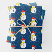 Niedlicher Schneemann und blauer Schnee Geschenkpapier Set (Beispiel)