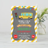 Niedlicher Schulbus zum Geburtstag Einladung (Stehend Vorderseite)