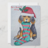 niedlicher Schwarz-Braun-Welpe mit Weihnachtsgesch Einladung (Vorderseite)