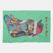 niedlicher, schwarz-brauner Welpe, zu Weihnachten Geschirrtuch (Horizontal)