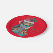 niedlicher, schwarz-brauner Welpe, zu Weihnachten Pappteller (Schrägansicht)