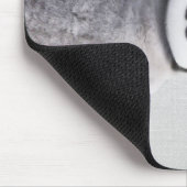 Niedlicher Schwarz-Weiß-Baby-Pinguin Mousepad (Ecke)