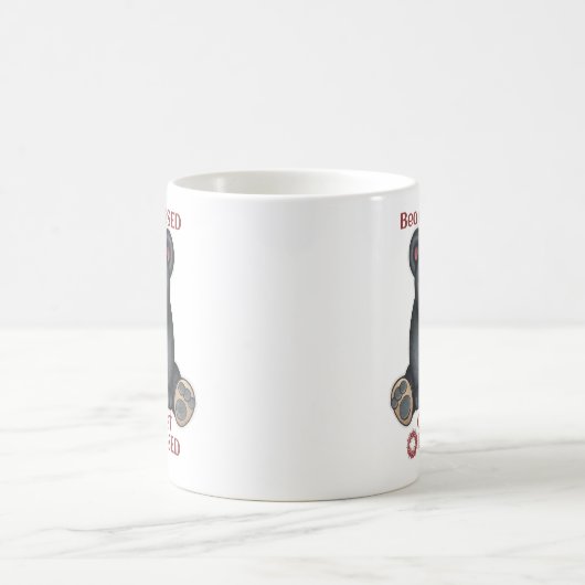 Niedlicher schwarzer Bär, Bärengesegneter Christus Kaffeetasse (Mittel)