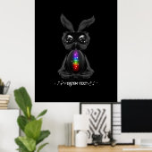 Niedlicher Schwarzer Bunny mit Chakra Rainbow Soul Poster (Heimbüro)
