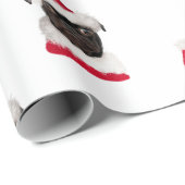 Niedlicher Schwarzer Mops in der Weihnachtsmannmüt Geschenkpapier (Rolleneckpunkt)