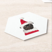 Niedlicher Schwarzer Mops in der Weihnachtsmannmüt Untersetzer (angewinkelt)