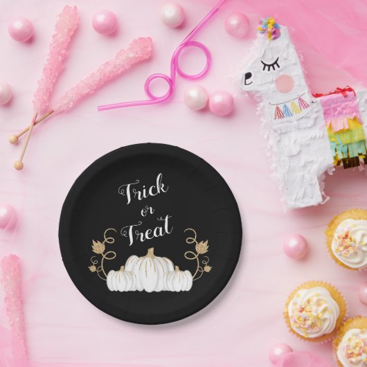 Niedlicher Schwarzer Trick oder Treat Pumpkin Hall Pappteller (Party)