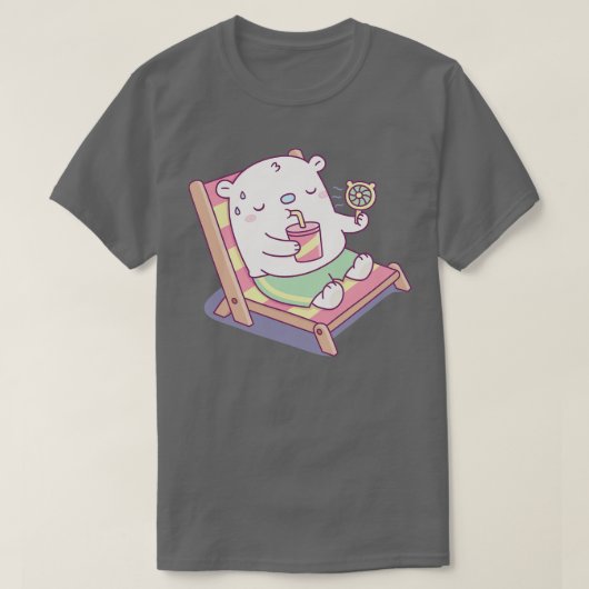 Niedlicher, schwitzender Polar-Bär auf Strandstuhl T-Shirt (Design vorne)