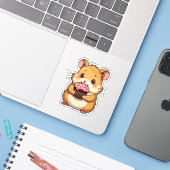 Niedlicher Shy Hamster mit Cupcake Fun Kawaii Aufkleber (Laptop mit iPhone)